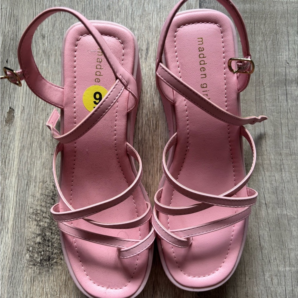 Madden Girl Pink Elegant Sandals (Used once)